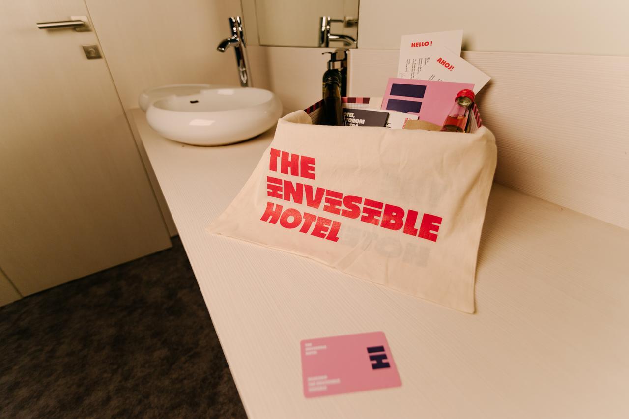 The Invisible Hotel — Urban Flashbacks 科希策 外观 照片